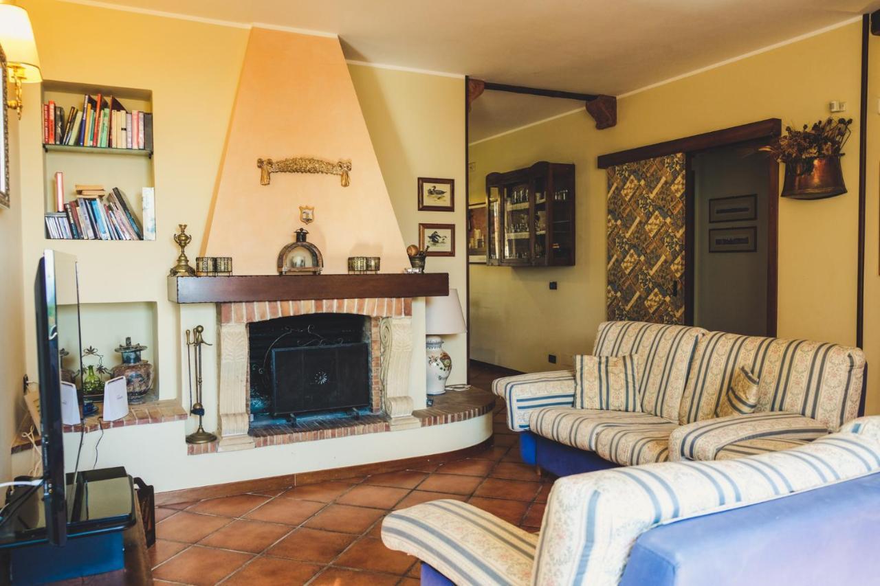 Villa Due Torri Cozzana Esterno foto